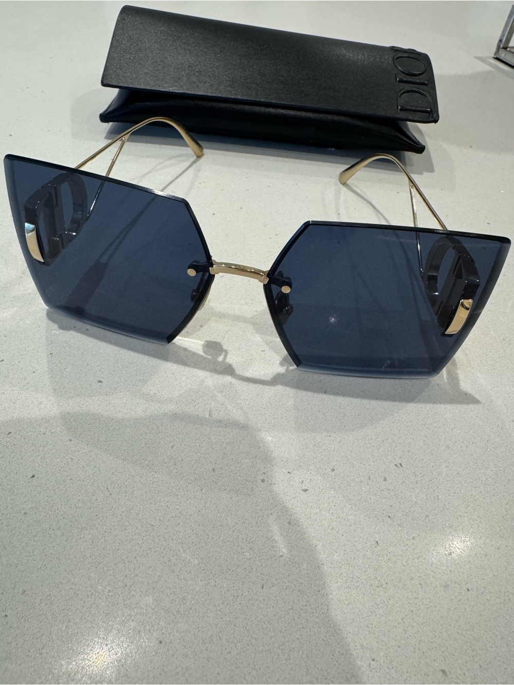 Dior Rimless Sunglasses with Gold Frame - Picture 4 of 7